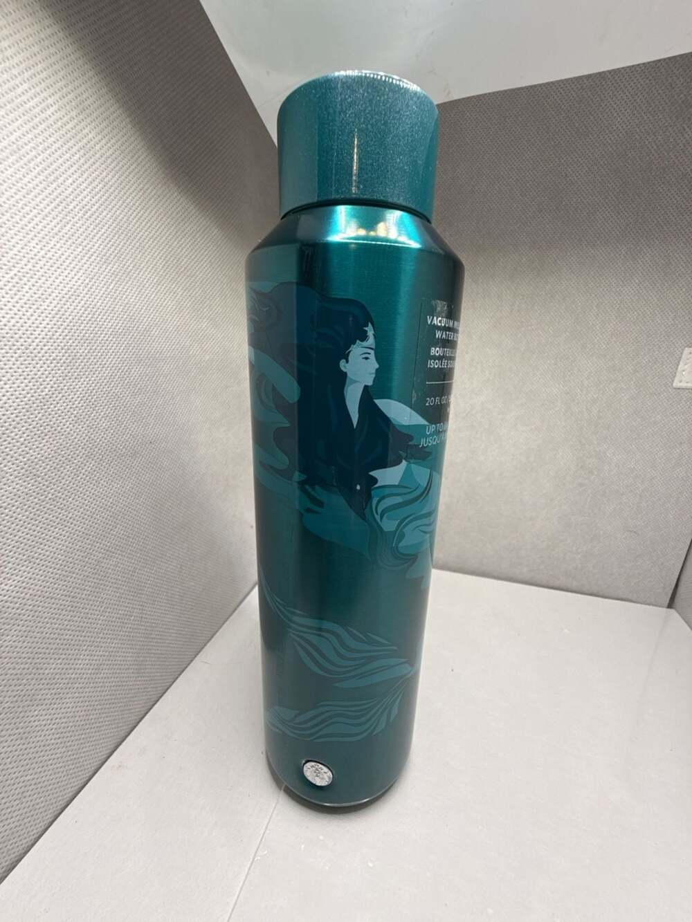 Starbucks 2023 Siren Teal Vacuum Insulated Stainless Steel Water Bottle 20oz